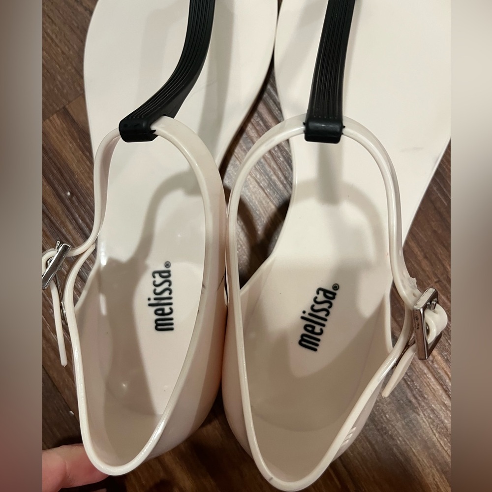Melissa "Honey Chrome" Cream With Black T-Strap Flats Size S 4 - Picture 4 of 9